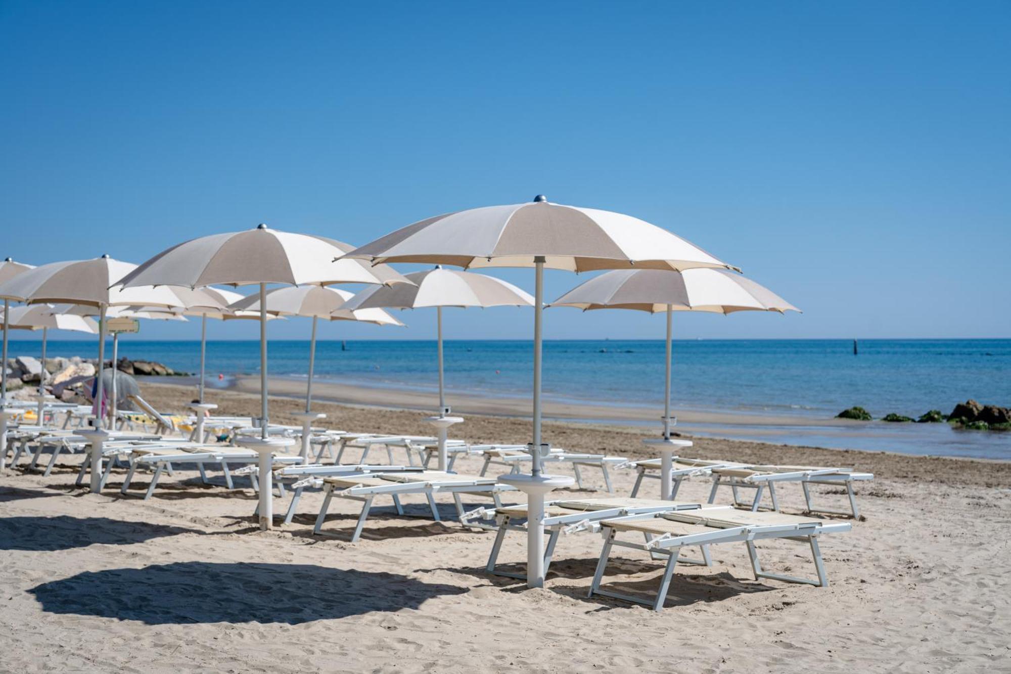 Club Del Sole Stork Family Collection Hotel Giulianova Eksteriør billede